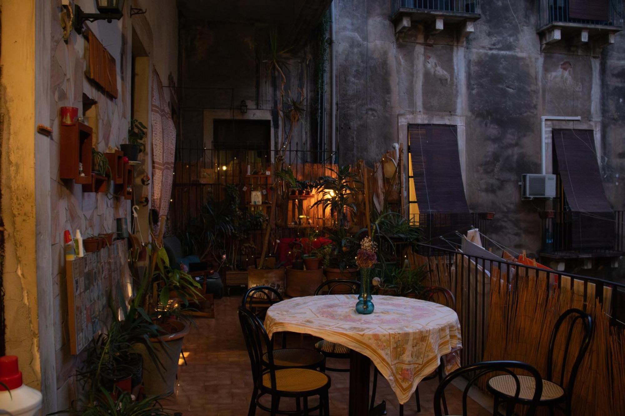 Casa Verdi - House Of Travelers Catania Luaran gambar